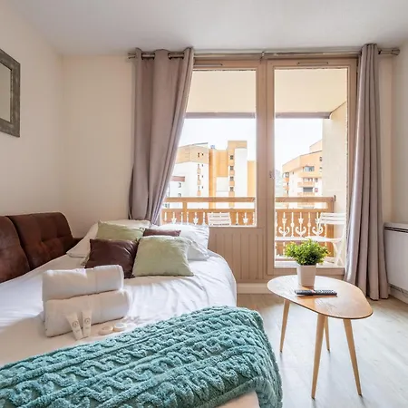 Mountain View With Ski-in And Out Loft - Roche Blanche Apartment *